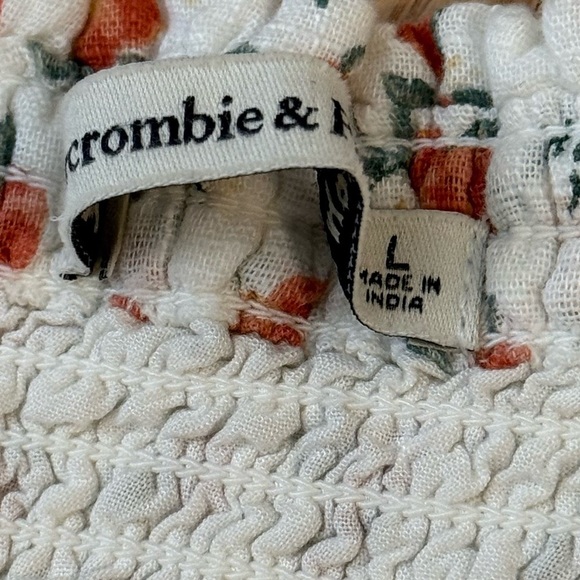 Abercrombie & Fitch 100% Cotton Smocked Mini Skirt White Peach Fruit Print Large - Picture 3 of 6